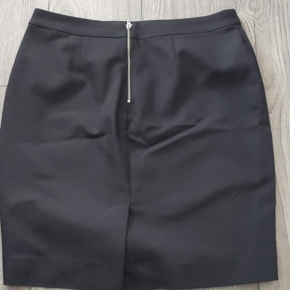 Peter Nygard Black Label Black skirt - Picture 2 of 3